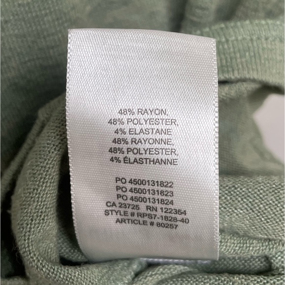 Aritzia Turtleneck - Picture 4 of 4